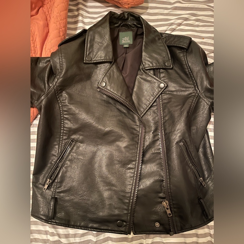 Women’s leather jacket